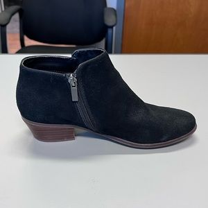 Crown Vintage black suede bootie - size 7